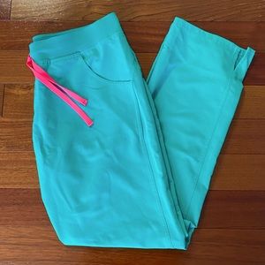 FIGS Surgical Green L tall Livingston's